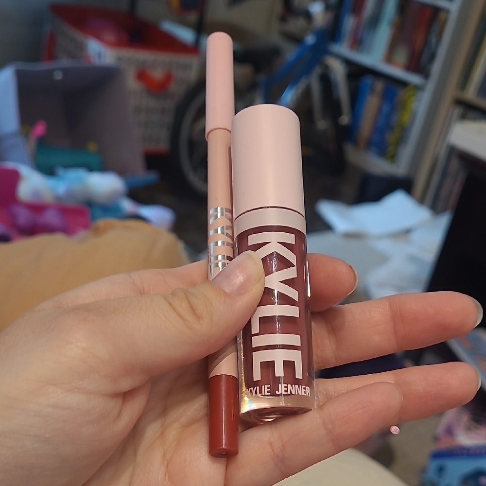 Lip Kit - Pink